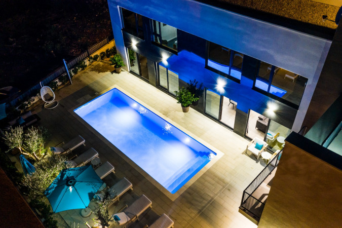 Olive Tree Mansion, Olive Tree Mansion, Luxury Apartments Vir