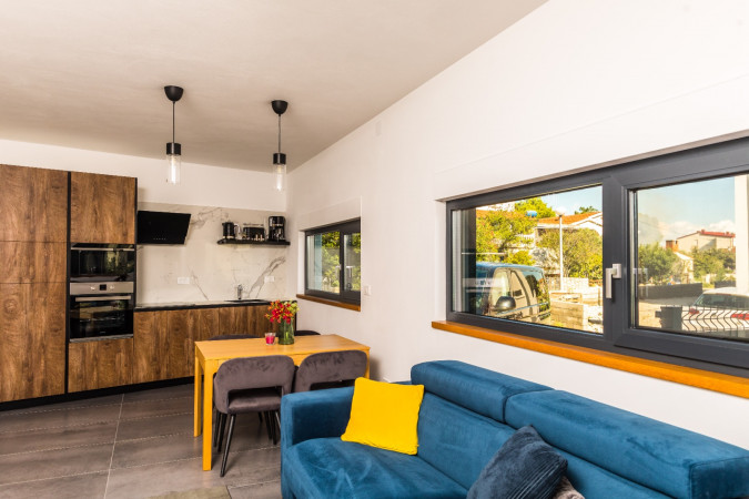 Olive Tree Mansion, Luxury Apartments Vir