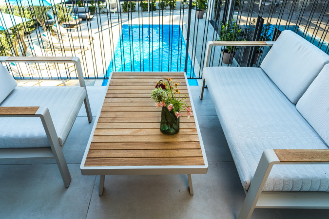 Olive Tree Mansion, Luxury Apartments Vir