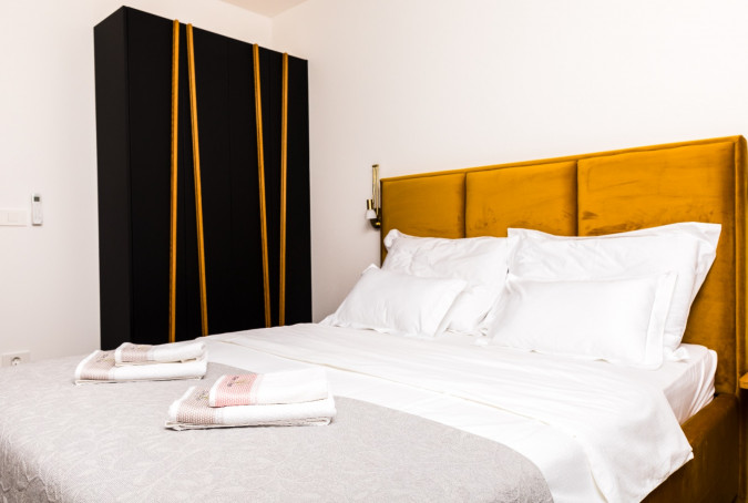 Olive Tree Mansion, Luxury Apartments Vir
