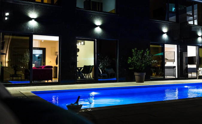 Olive Tree Mansion, Luxury Apartments Vir