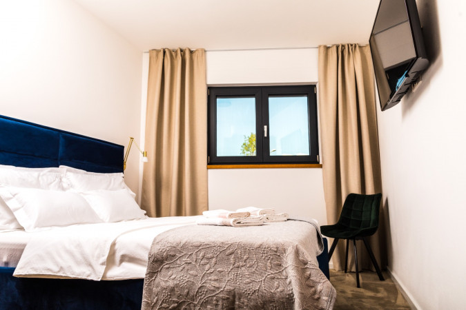 Olive Tree Mansion, Luxury Apartments Vir